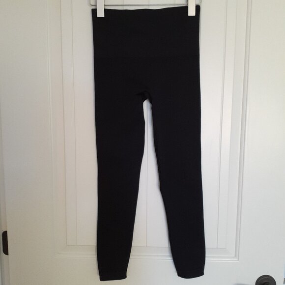 Set of 2 Spanx Look At Me Now Seamless Leggings Black Blue Size M - Picture 2 of 14